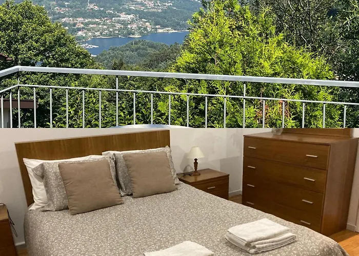 Casa De Casarelhos - Vistas Rio - *